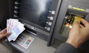 découvrez les raisons et les conséquences de la hausse des frais bancaires prévue pour 2025. restez informé sur les impacts potentiels sur vos finances et les solutions pour minimiser ces coûts.