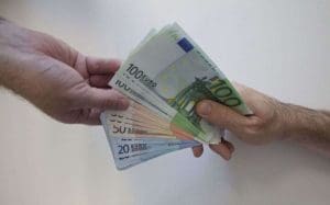 découvrez comment maximiser vos euros bénéficiaires grâce à des stratégies d'investissement efficaces et des conseils financiers pratiques pour atteindre vos objectifs économiques.