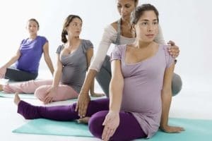découvrez toutes les aides financières, sociales et pratiques disponibles pour les femmes enceintes en france : allocations, accompagnement médical, droits et démarches pour un accompagnement serein pendant la grossesse.