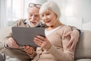 découvrez les dernières mesures pour l’augmentation des petites pensions en france : bénéficiaires concernés, montants revalorisés et démarches pour en profiter en 2024.