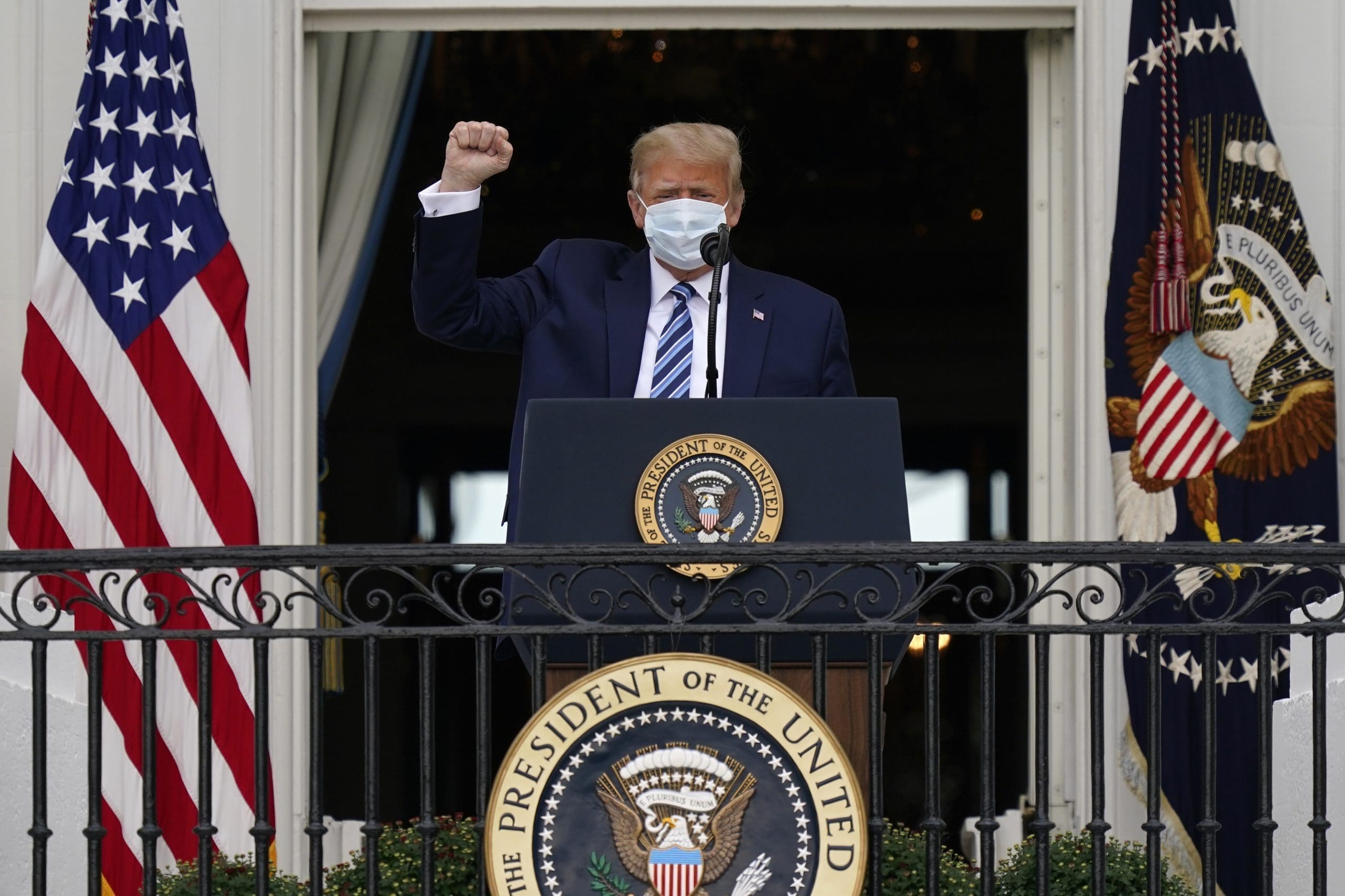 découvrez tout sur le chèque trump de 2000$ prévu en août : conditions d’éligibilité, démarches à suivre et calendrier de versement. restez informé sur les actualités économiques !
