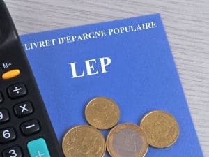 découvrez le livret d’épargne populaire (lep) : taux attractif, intérêts exonérés d’impôt, conditions d’éligibilité, plafond et démarches pour l’ouvrir.