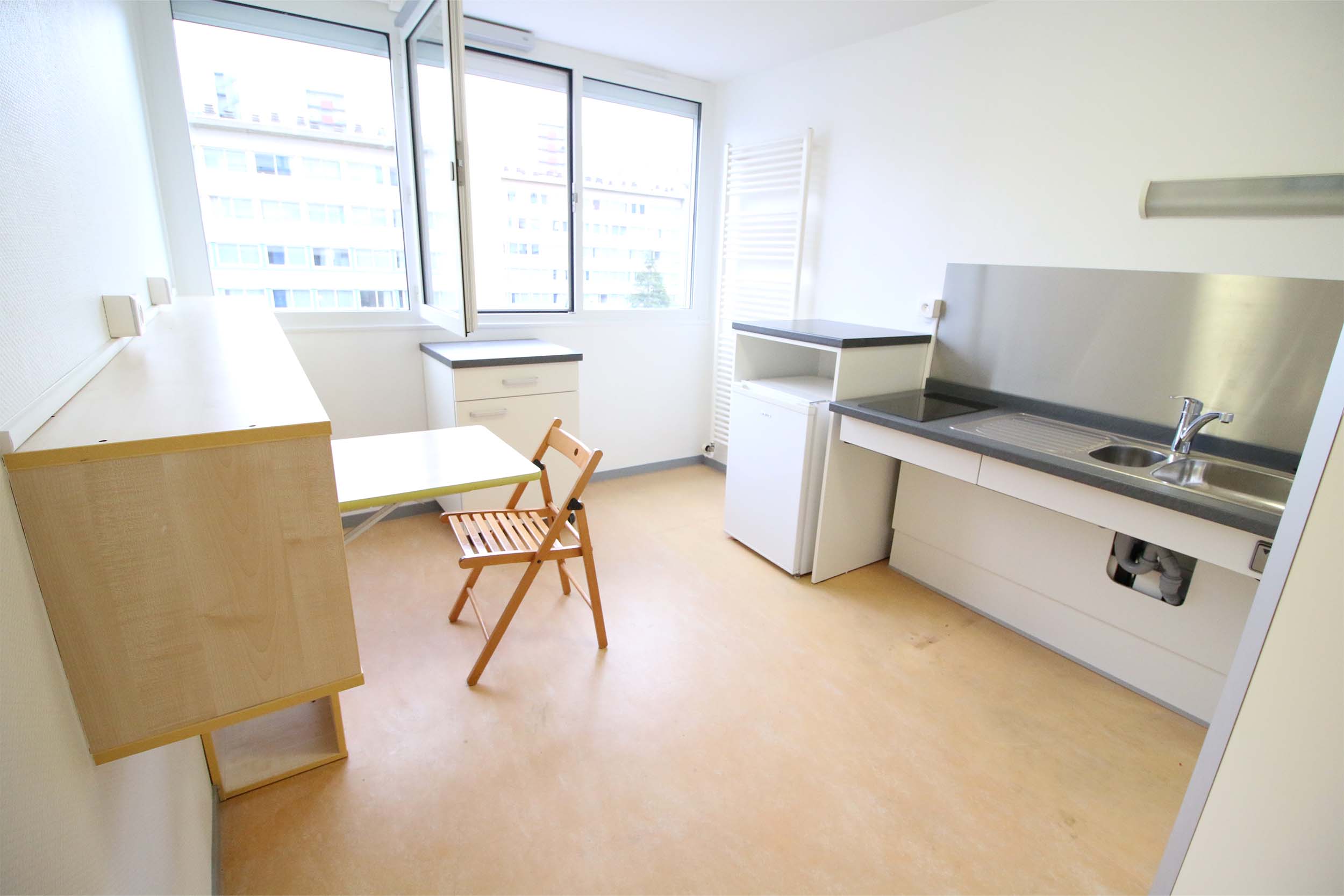 découvrez les démarches à suivre et les conditions à remplir pour bénéficier de l’aide du crous : bourses, logement, assistance financière et accompagnement pour étudiants.