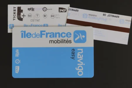 découvrez qui peut bénéficier d'une somme de 450 € : conditions, démarches et aides disponibles pour recevoir ce soutien financier en france en 2024.