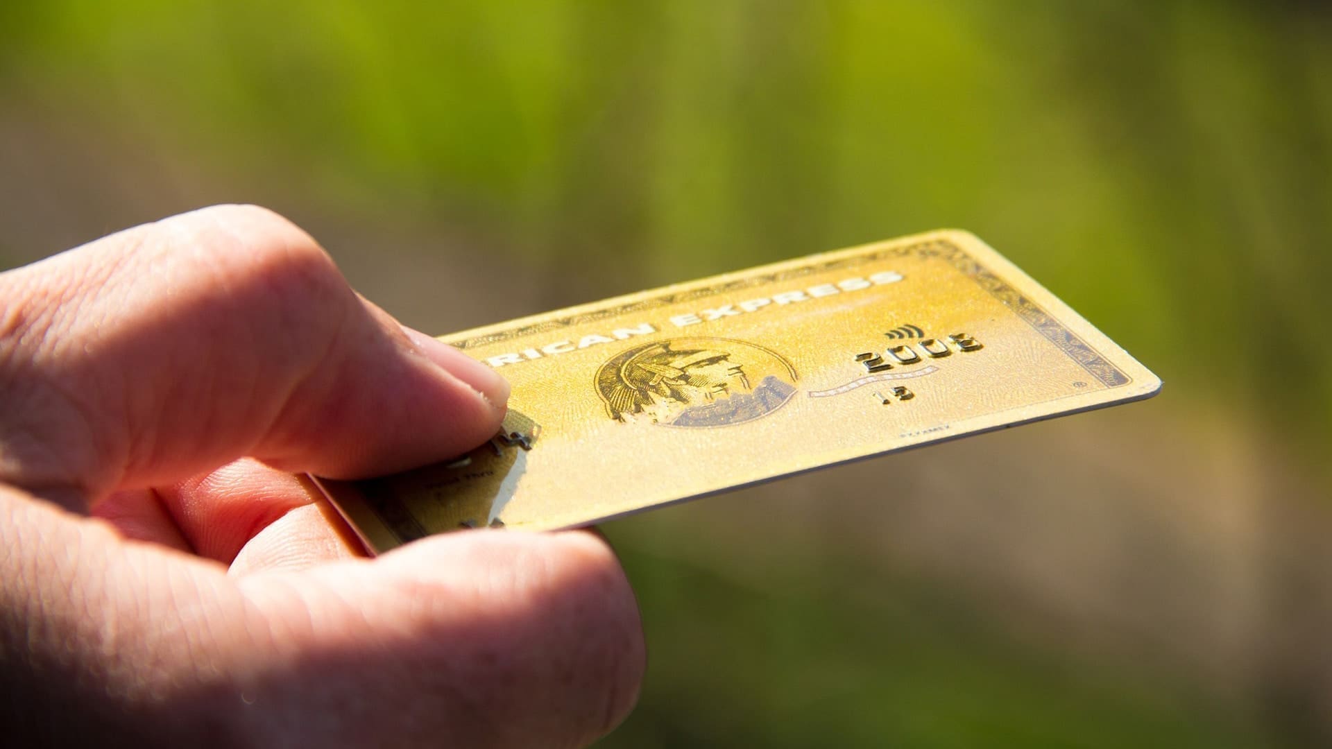 découvrez comment transférer facilement votre solde amex vers d'autres comptes ou cartes. suivez nos conseils pour gérer efficacement vos finances avec american express.