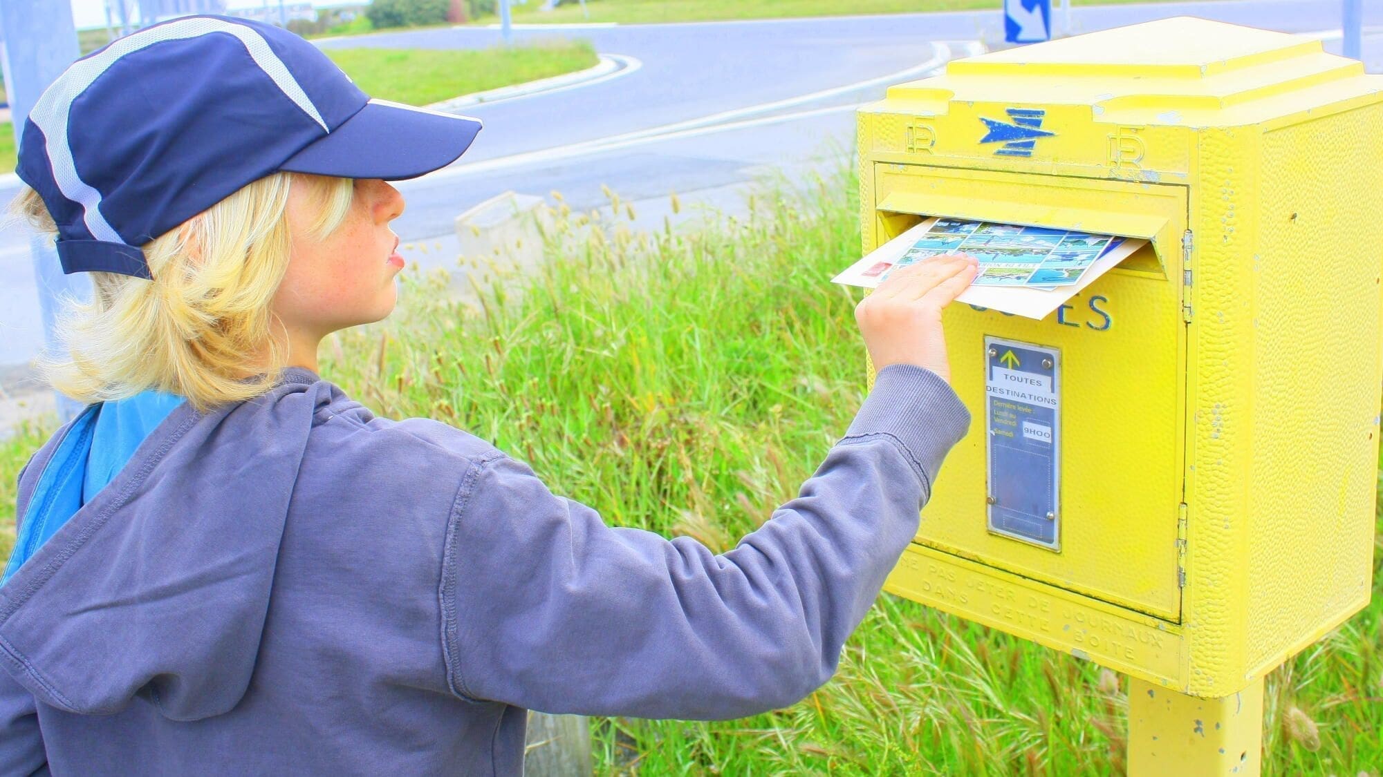 découvrez tout ce qu'il faut savoir sur la hausse des tarifs de la banque postale prévue pour 2026 : nouveaux prix, services concernés et conseils pour anticiper l'impact sur vos finances.