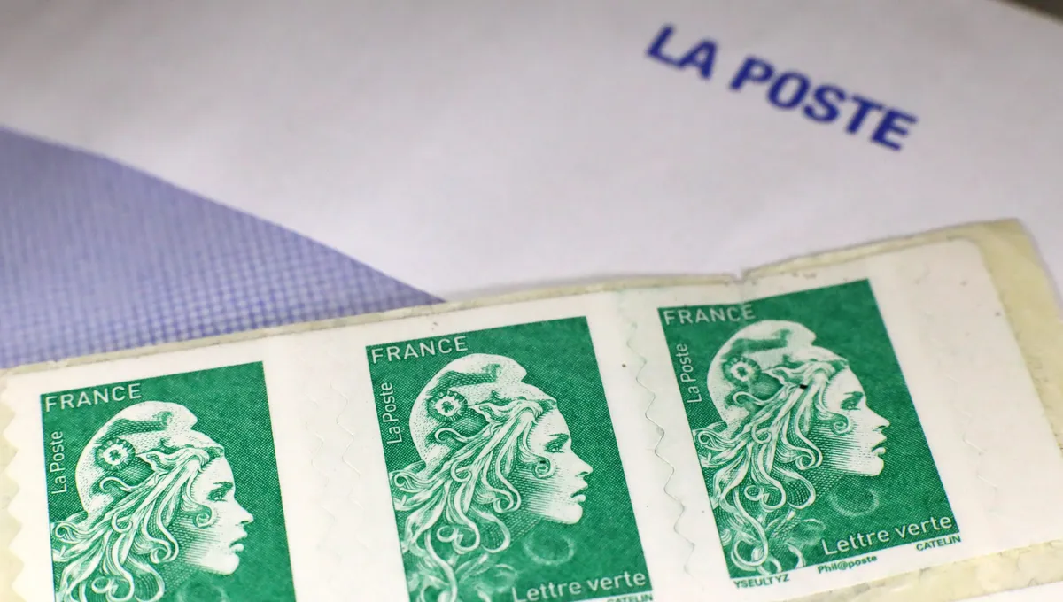 découvrez les prévisions sur la hausse des tarifs à la banque postale en 2026 : raisons de l’augmentation, nouveaux prix, conseils et impact pour les clients particuliers et professionnels.