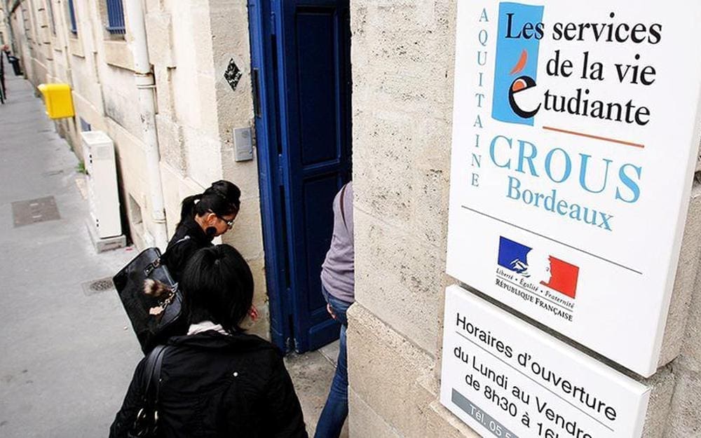 informations sur les retards de versement des bourses crous pour le mois de janvier 2026, conseils et démarches à suivre.